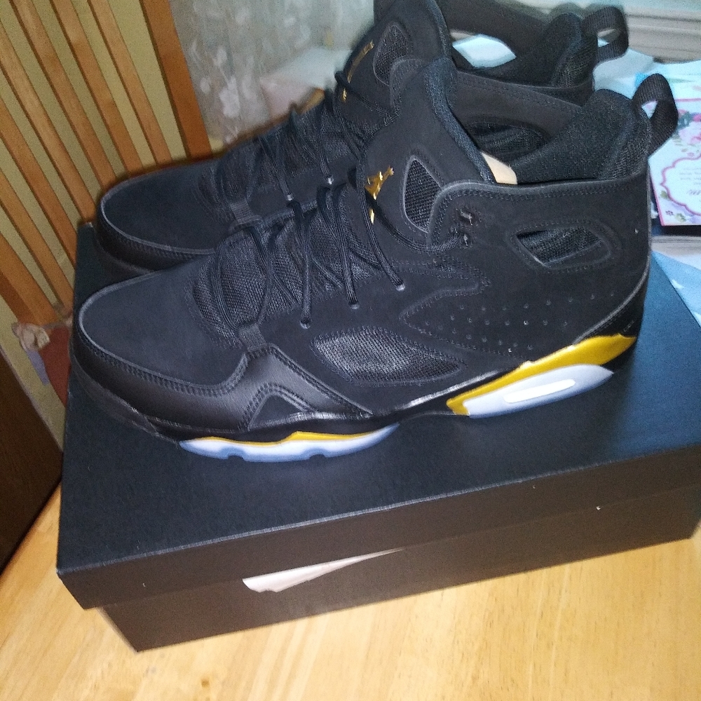 Jordan Flight Club 91 Black Metallic